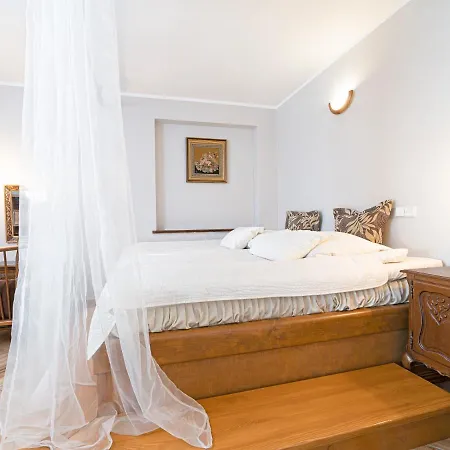 Solar Palace & Wellness