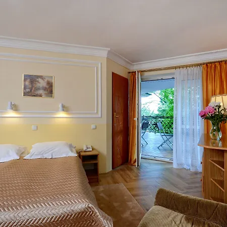 Solar Palace & Wellness 4* Mrągowo